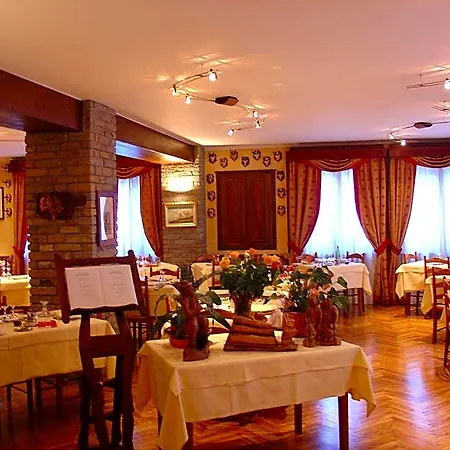 ホテル Dei Camosci