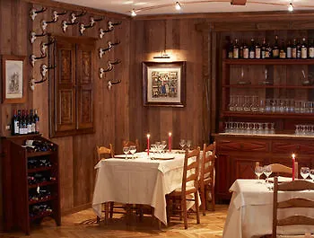 Hotel Dei Camosci 3*